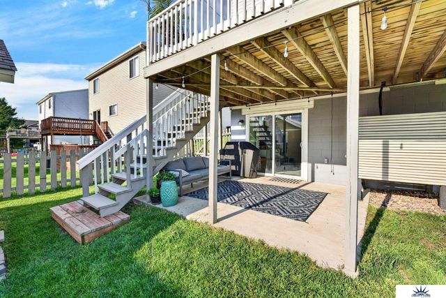2319 N 167 Avenue, Omaha, NE 68116