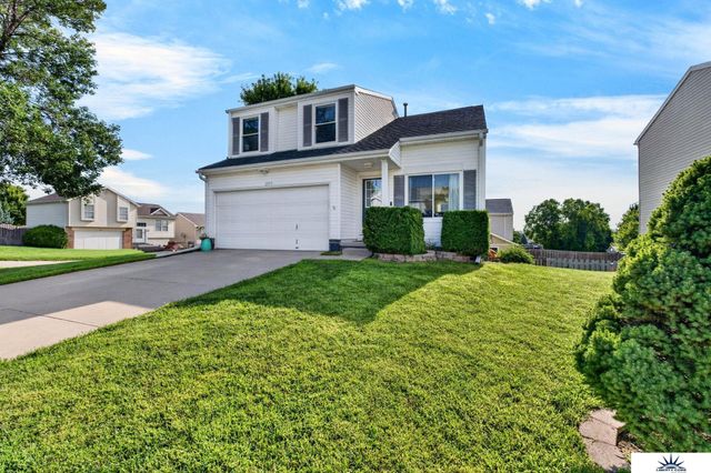 2319 N 167 Avenue, Omaha, NE 68116