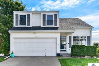 2319 N 167 Avenue, Omaha, NE 68116