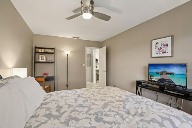 39650 US HIGHWAY 19 HIGHWAY N 135, Tarpon Springs, FL 34689