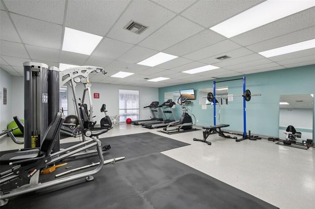 39650 US HIGHWAY 19 HIGHWAY N 135, Tarpon Springs, FL 34689