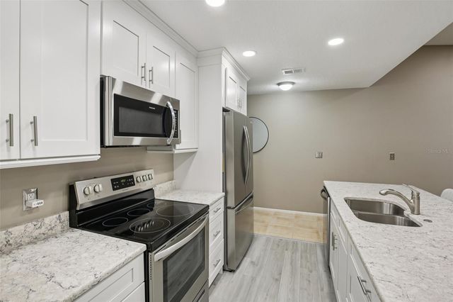 39650 US HIGHWAY 19 HIGHWAY N 135, Tarpon Springs, FL 34689