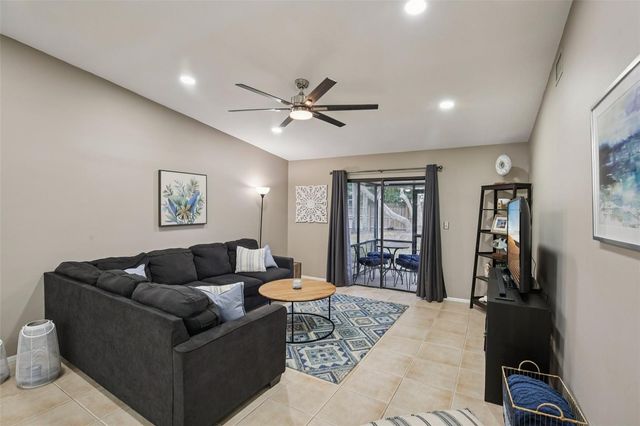 39650 US HIGHWAY 19 HIGHWAY N 135, Tarpon Springs, FL 34689