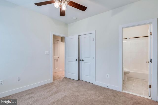 6665 FAYETTE ST, Haymarket, VA 20169