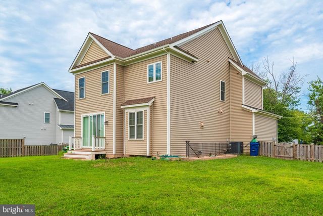 6665 FAYETTE ST, Haymarket, VA 20169