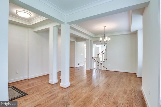 6665 FAYETTE ST, Haymarket, VA 20169