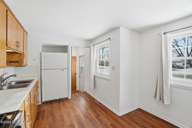 594 Douglas Drive, Wauseon, OH 43567