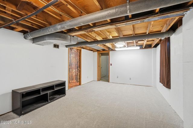 594 Douglas Drive, Wauseon, OH 43567