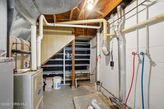 594 Douglas Drive, Wauseon, OH 43567