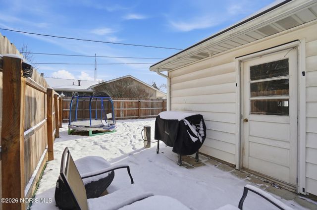 594 Douglas Drive, Wauseon, OH 43567