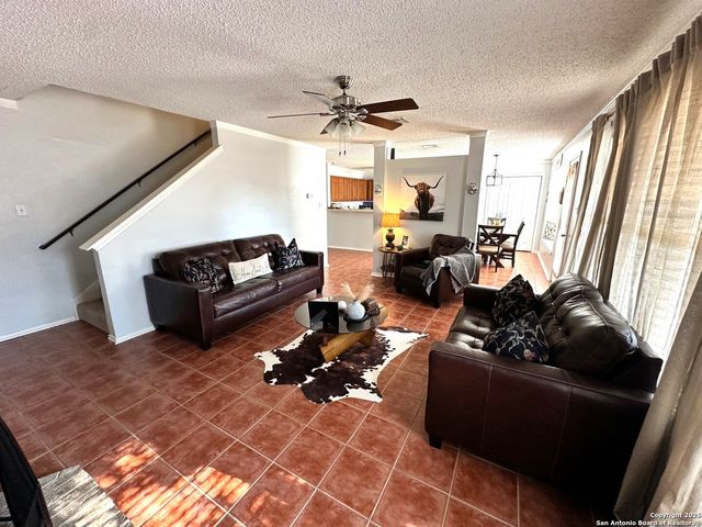 7522 Autumn Ledge, San Antonio, TX 78109