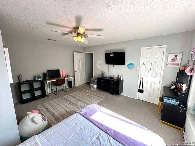 7522 Autumn Ledge, San Antonio, TX 78109