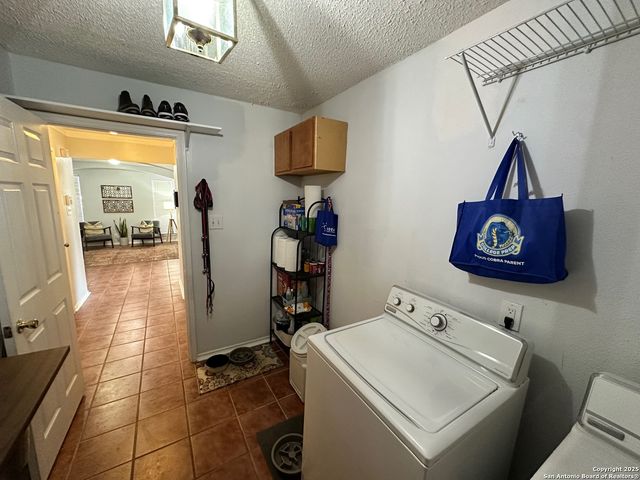 7522 Autumn Ledge, San Antonio, TX 78109