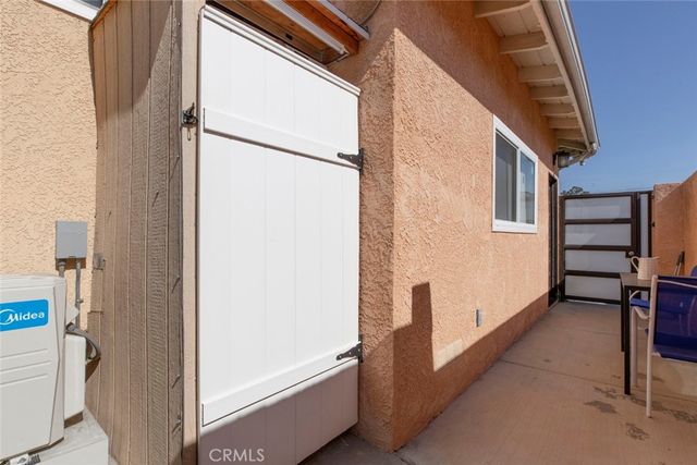 14728 Kingsbury Street, San Fernando, CA 91345
