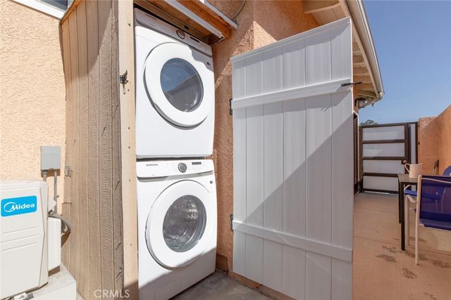 14728 Kingsbury Street, San Fernando, CA 91345