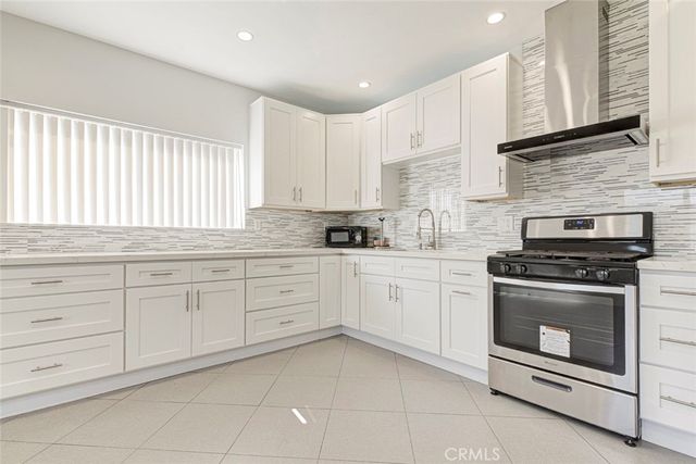 14728 Kingsbury Street, San Fernando, CA 91345