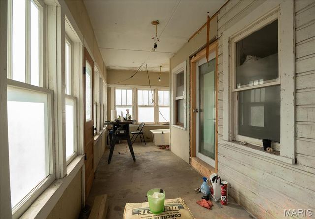 109 Business HH, Piedmont, MO 63957