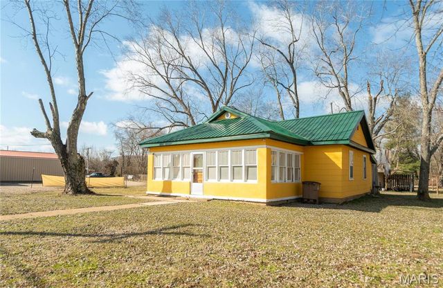 109 Business HH, Piedmont, MO 63957