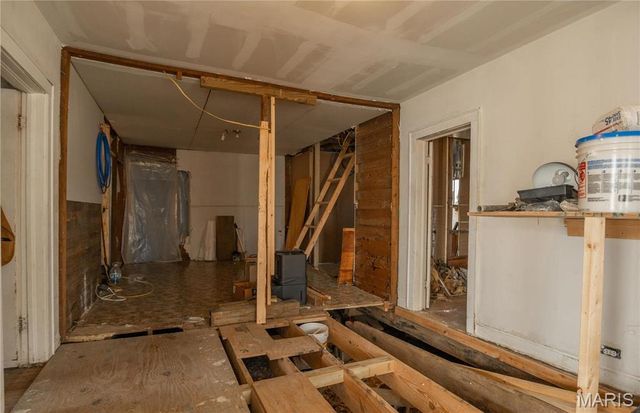 109 Business HH, Piedmont, MO 63957