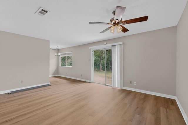 2404 Aldford DR, Austin, TX 78745