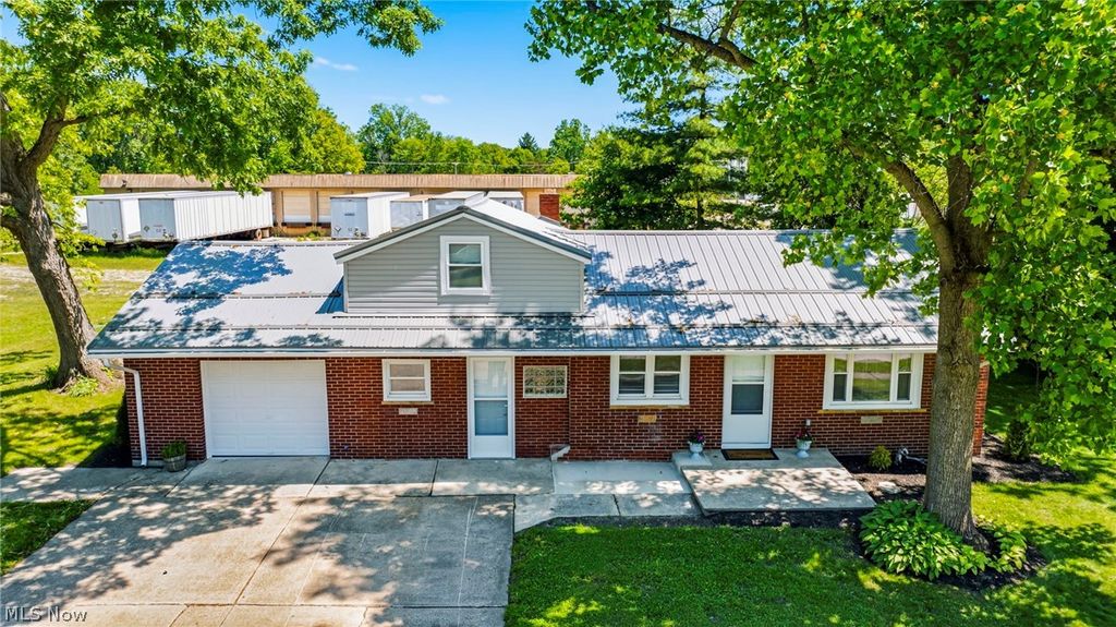 4932 Kain Avenue, Ashtabula, OH 44004