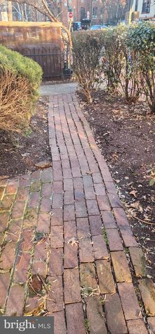 813 Q ST NW, Washington, DC 20001