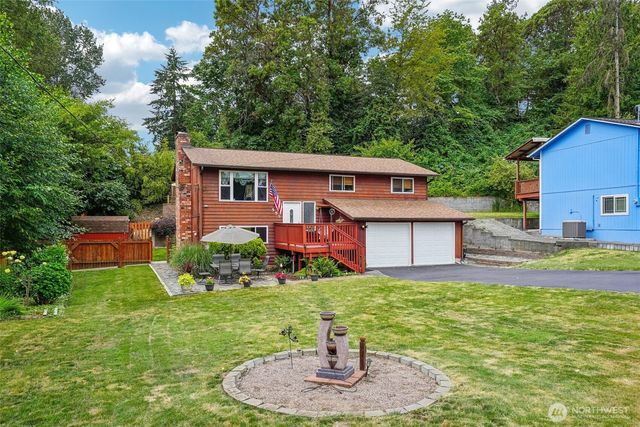 553 S 111th Street, Seattle, WA 98168