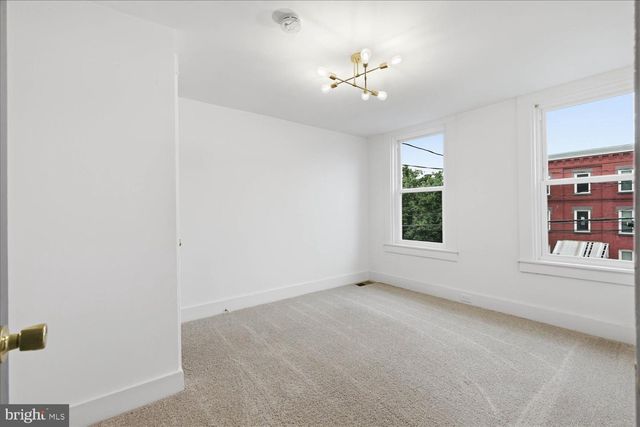 542 E ORANGE ST, Lancaster, PA 17602