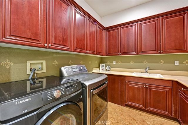 1660 Alamitos, Corona, CA 92881