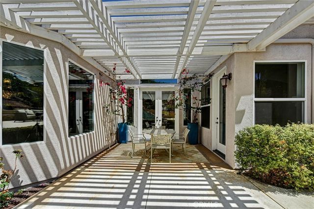 1660 Alamitos, Corona, CA 92881