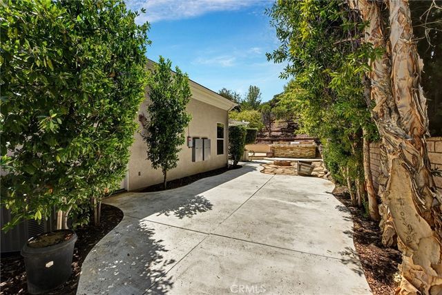 1660 Alamitos, Corona, CA 92881