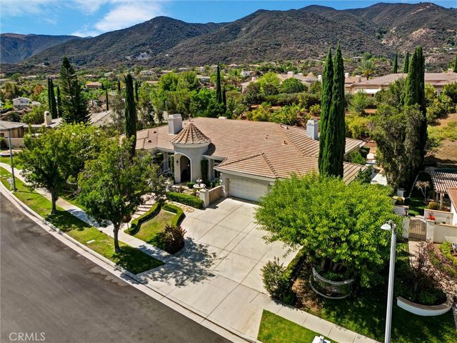 1660 Alamitos, Corona, CA 92881