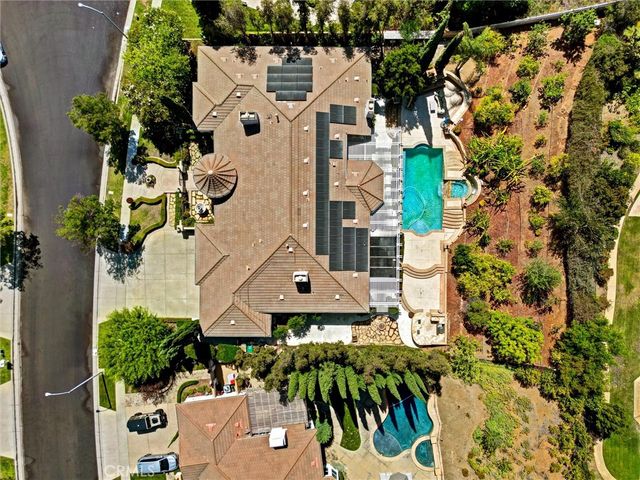 1660 Alamitos, Corona, CA 92881