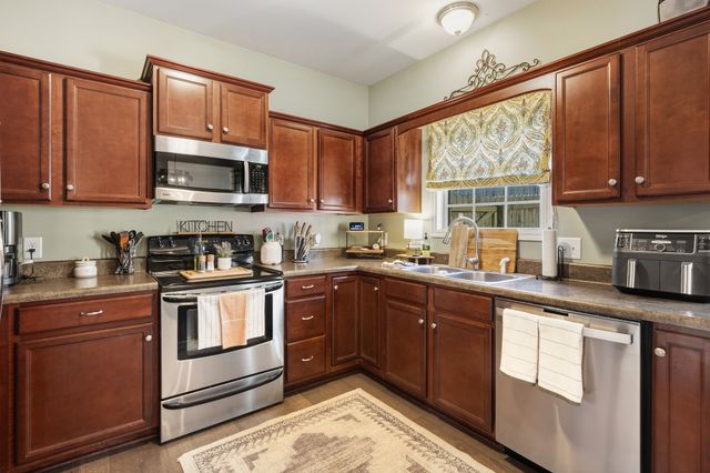 120 Otter Glenn Dr, Hendersonville, TN 37075