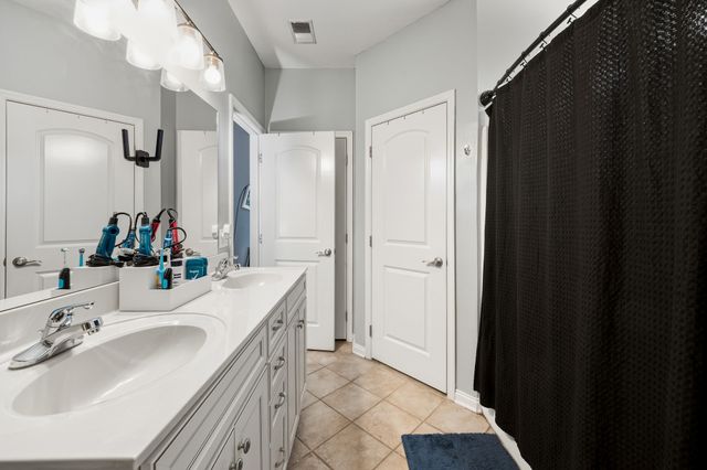 120 Otter Glenn Dr, Hendersonville, TN 37075