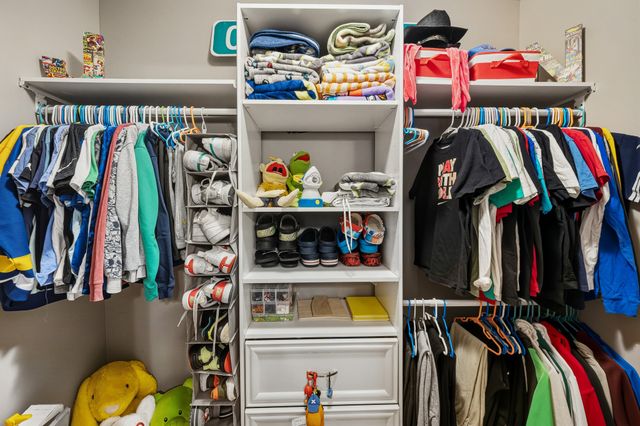 120 Otter Glenn Dr, Hendersonville, TN 37075