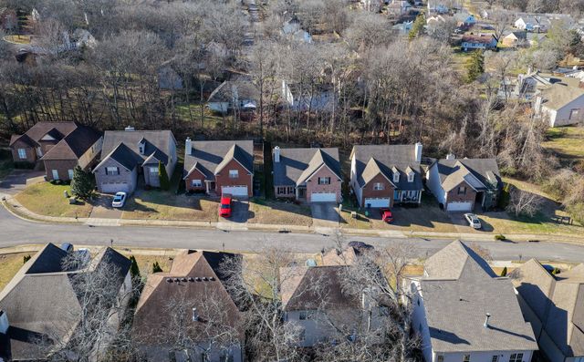 120 Otter Glenn Dr, Hendersonville, TN 37075