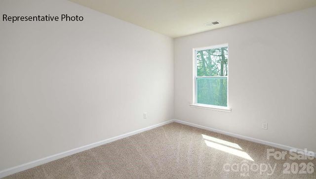 2078 10th Street SE, Hickory, NC 28602