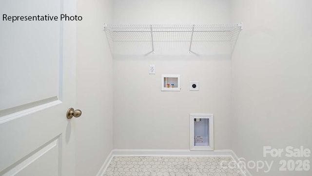 2078 10th Street SE, Hickory, NC 28602