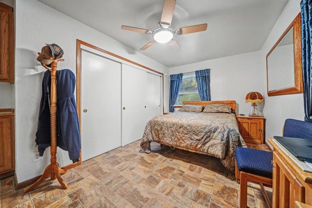 17630 Ridge Rd, Pine Grove, CA 95665