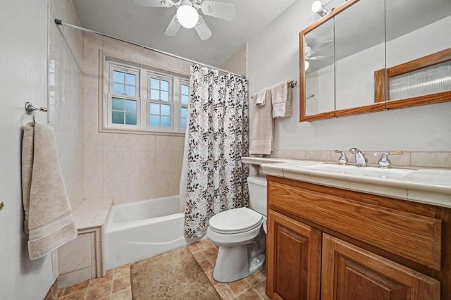 17630 Ridge Rd, Pine Grove, CA 95665