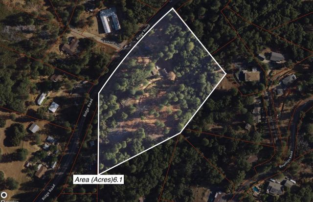 17630 Ridge Rd, Pine Grove, CA 95665