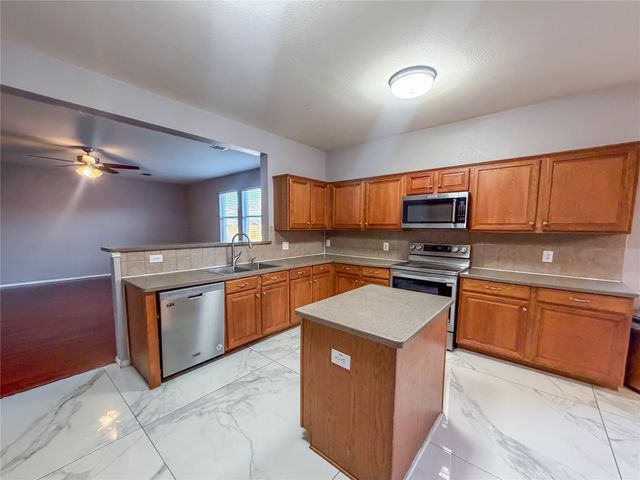 5424 Sonoma Drive, Fort Worth, TX 76244