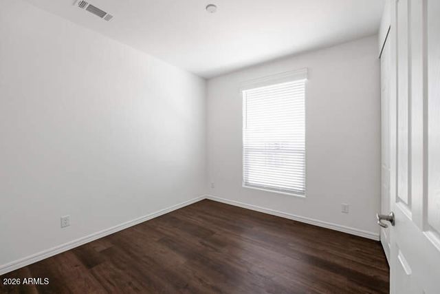 10201 N 99th Avenue 104, Peoria, AZ 85345