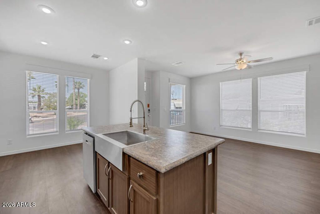 10201 N 99th Avenue 104, Peoria, AZ 85345 — photo 3