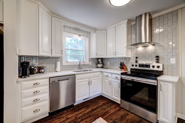 6502 Premier Dr, Nashville, TN 37209