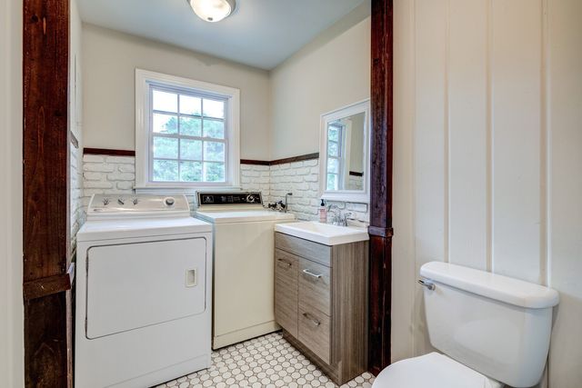 6502 Premier Dr, Nashville, TN 37209