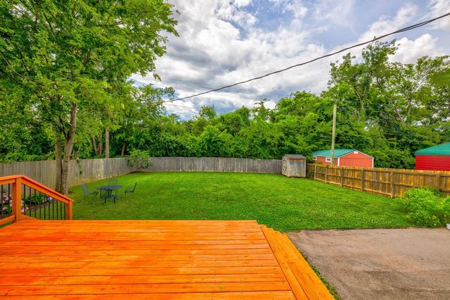 6502 Premier Dr, Nashville, TN 37209