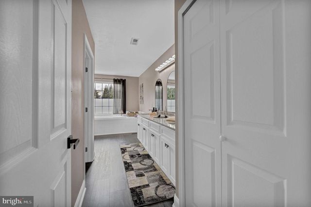 185 JOCKEY HOLLOW RUN, Woolwich Twp, NJ 08085