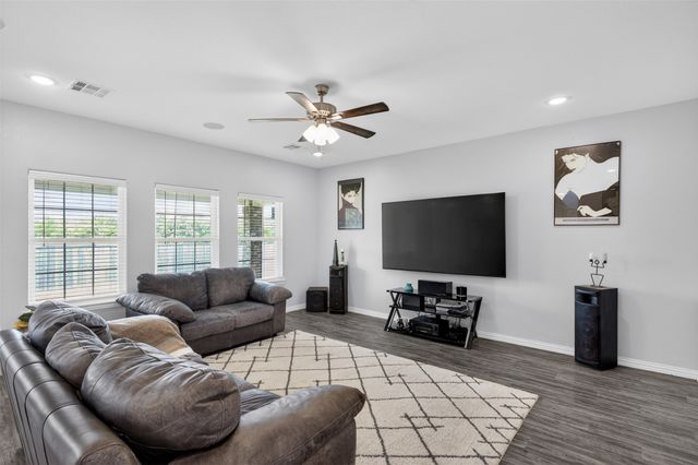 100 Midway Meadows, Pottsboro, TX 75076
